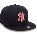 new-era-flat-brim-red-logo-9fifty-outline-new-york-yankees-mlb-navy-blue-snapback-cap