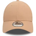 new-era-curved-brim-9forty-essential-beige-adjustable-cap