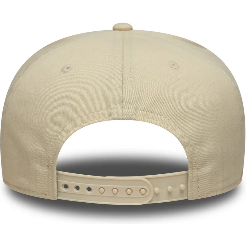 new-era-curved-brim-9seventy-stretch-snap-seasonal-ducati-motor-motogp-beige-snapback-cap