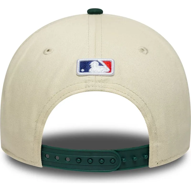 new-era-curved-brim-9forty-m-crown-oakland-athletics-mlb-beige-and-green-snapback-cap