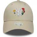 new-era-curved-brim-women-9forty-floral-icon-new-york-yankees-mlb-beige-adjustable-cap