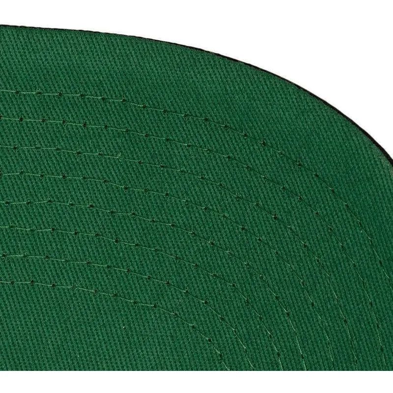 mitchell-ness-curved-brim-busted-pro-chicago-bulls-nba-black-snapback-cap