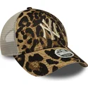 new-era-women-9forty-m-crown-a-frame-leopard-new-york-yankees-mlb-leopard-trucker-hat
