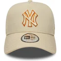 new-era-a-frame-outline-new-york-yankees-mlb-beige-trucker-hat-with-beige-logo