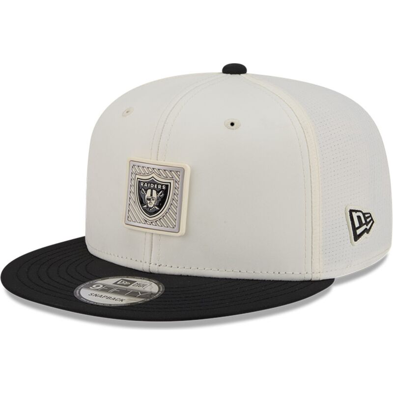 new-era-flat-brim-9fifty-training-pack-2026-las-vegas-raiders-nfl-beige-and-black-snapback-cap