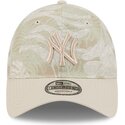 new-era-curved-brim-9twenty-leafy-palm-new-york-yankees-mlb-beige-adjustable-cap