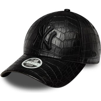 New Era Curved Brim Women Black Logo 9FORTY PU Pattern New York Yankees MLB Black Adjustable Cap