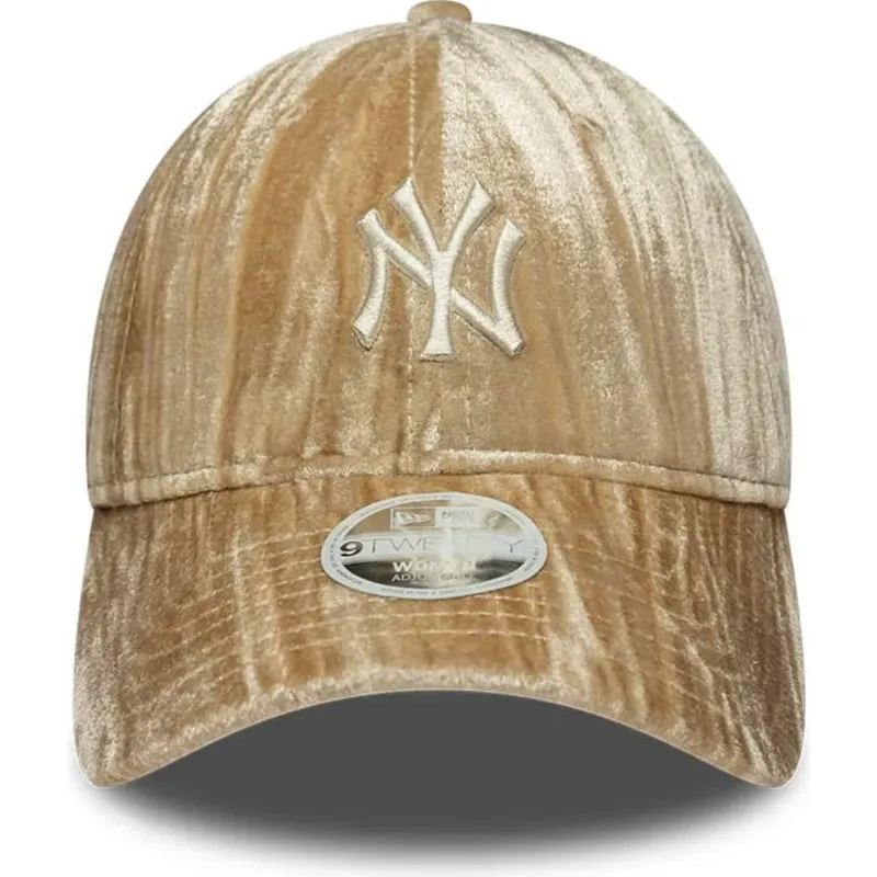 new-era-curved-brim-women-9twenty-velour-new-york-yankees-mlb-beige-adjustable-cap-with-beige-logo