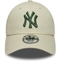 new-era-curved-brim-dark-green-logo-9forty-league-essential-new-york-yankees-mlb-beige-adjustable-cap