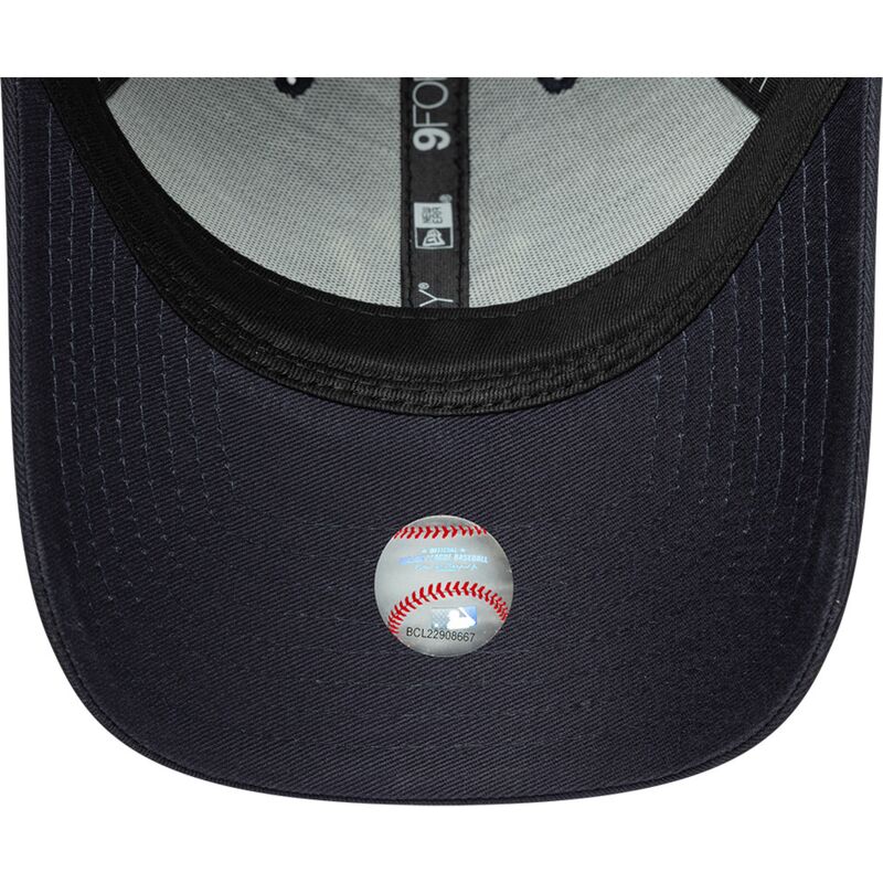 new-era-curved-brim-9forty-outdoor-icon-new-york-yankees-mlb-navy-blue-adjustable-cap