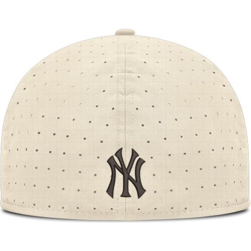 nike-flat-brim-dri-fit-true-structured-aero-bill-new-york-yankees-mlb-beige-fitted-cap nike-flat-brim-dri-fit-true-structured-aero-bill-new-york-yankees-mlb-beige-fitted-cap