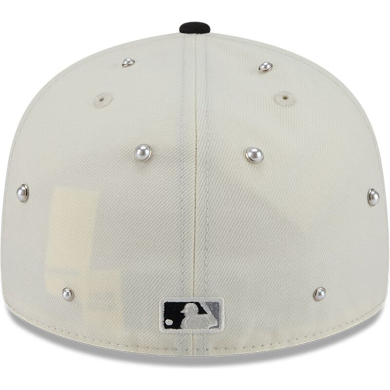 new-era-curved-brim-59fifty-beads-na-lifestyle-f1-chicago-white-sox-mlb-beige-and-black-fitted-cap new-era-curved-brim-59fifty-beads-na-lifestyle-f1-chicago-white-sox-mlb-beige-and-black-fitted-cap