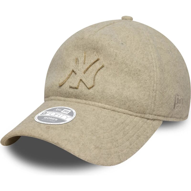 new-era-curved-brim-9twenty-a-frame-melton-luxe-new-york-yankees-mlb-beige-adjustable-cap-with-beige-logo