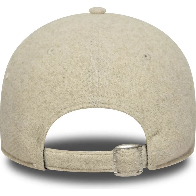 new-era-curved-brim-9twenty-a-frame-melton-luxe-new-york-yankees-mlb-beige-adjustable-cap-with-beige-logo