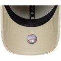 new-era-curved-brim-women-9forty-cord-new-york-yankees-mlb-beige-adjustable-cap-with-beige-logo