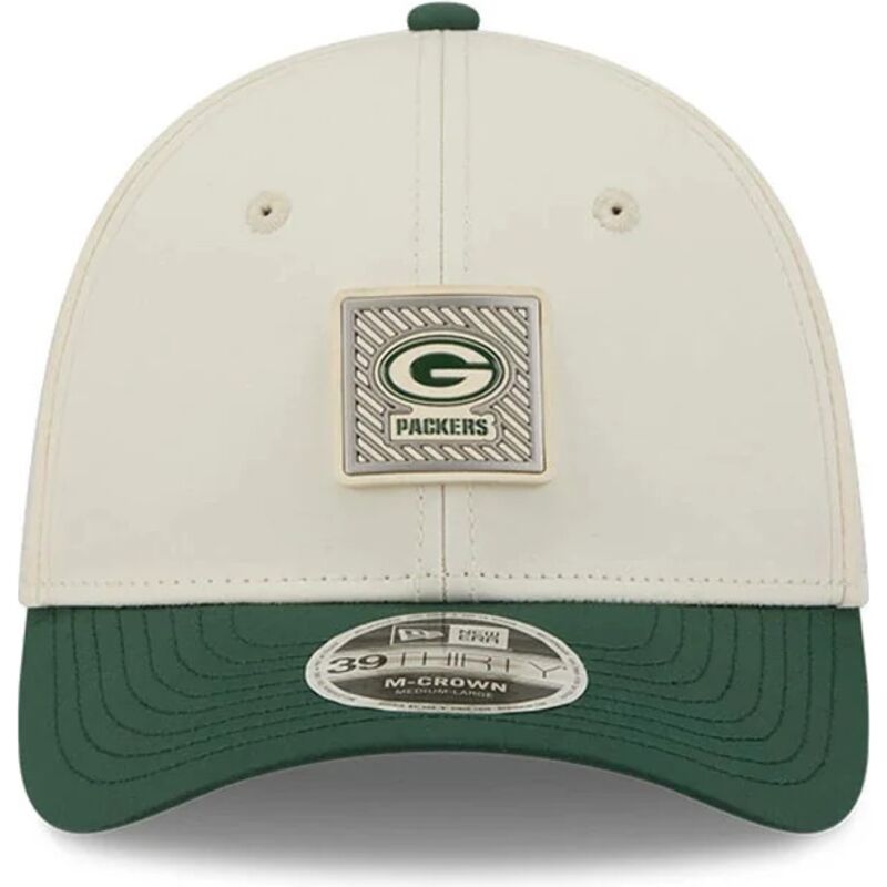 new-era-curved-brim-39thirty-m-crown-training-2026-green-bay-packers-nfl-green-and-beige-fitted-cap