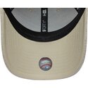 new-era-curved-brim-9forty-winter-los-angeles-dodgers-mlb-beige-snapback-cap-with-beige-logo