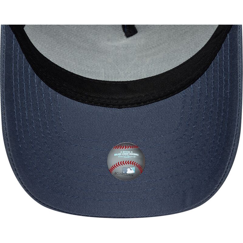 new-era-curved-brim-navy-blue-logo-e-frame-league-essential-new-york-yankees-mlb-blue-snapback-cap