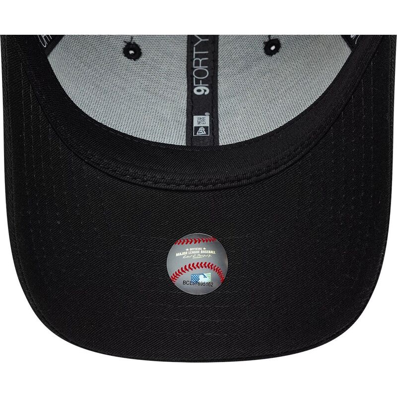 new-era-curved-brim-dark-green-logo-9forty-league-essential-new-york-yankees-mlb-black-adjustable-cap new-era-curved-brim-dark-green-logo-9forty-league-essential-new-york-yankees-mlb-black-adjustable-cap